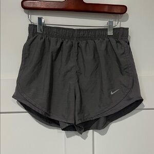 Nike Women's Gray Athletic Shorts Sz M